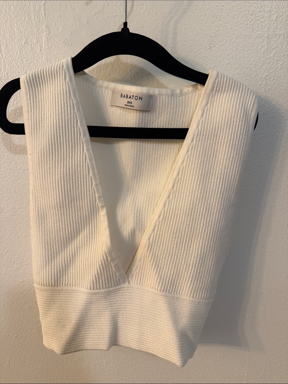 Babaton Ivory Ribbed V-Neck Knit Tank